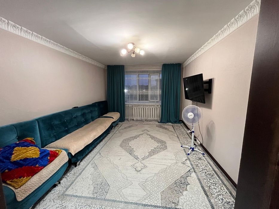 Продам 2 комнатную квартиру Ленинградку, 4/5, 20млн500. Р-н Авторынок