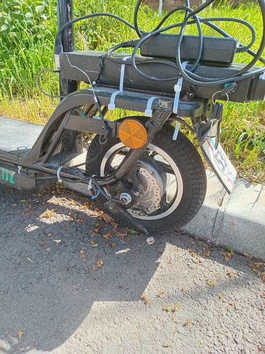 Vând scuter electric