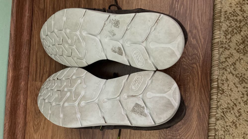 Pantofi sport casual  Clarcks piele intoarsa marimea 40