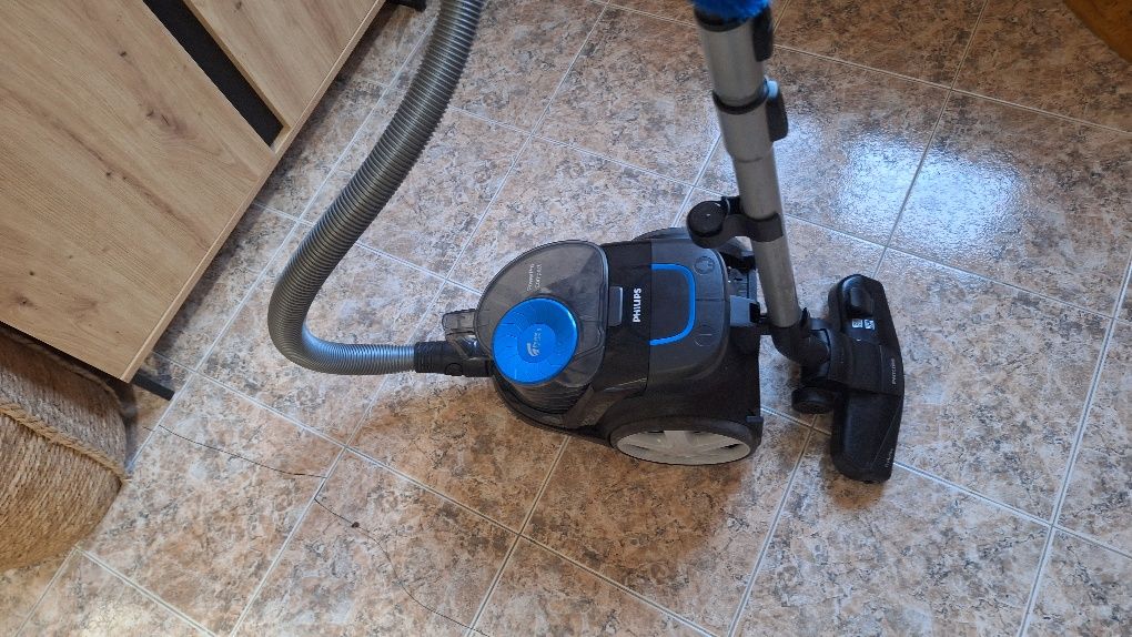 Прахосмукачка PHILIPS