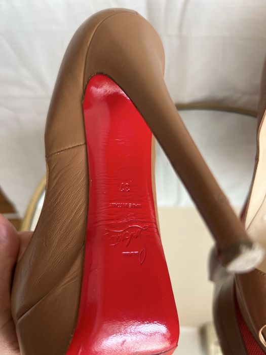 Christian Louboutin pumps size 37