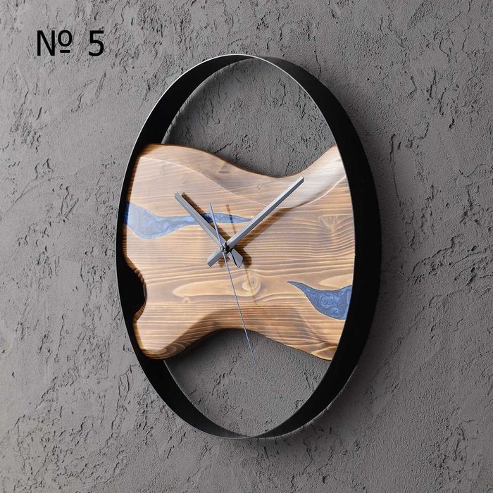 Ръчна изработка Дървен стенен часовник със смола - уникален подарък