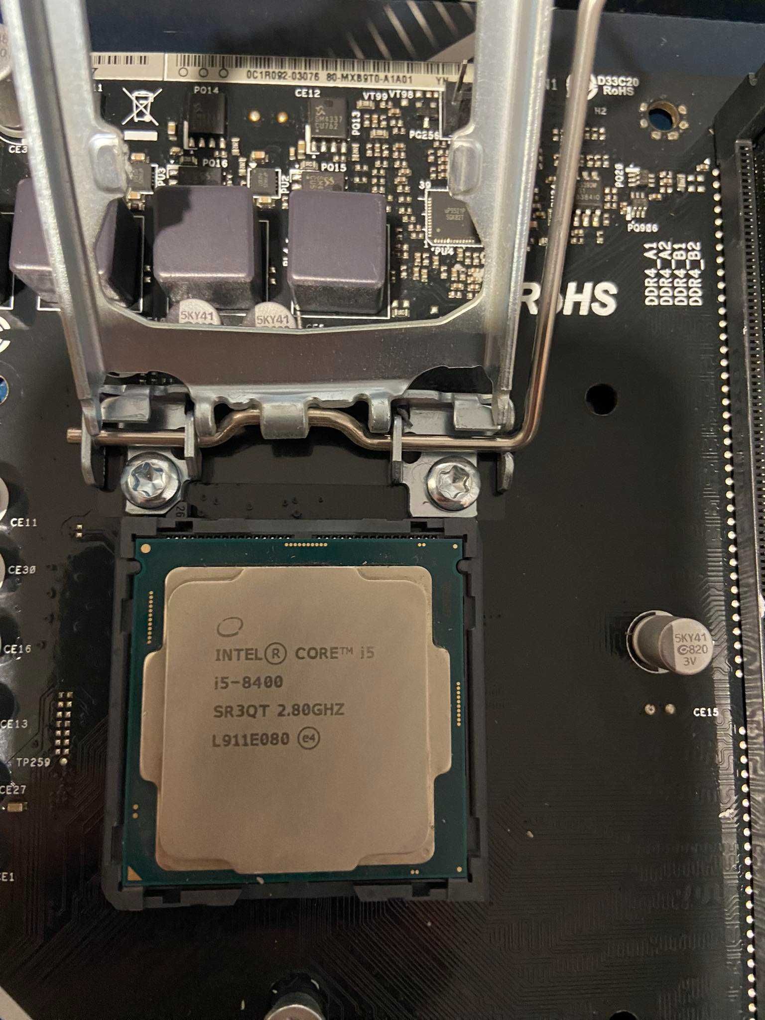 Intel Core i5-8400 4.00 GHz + ASRock B365M Pro4