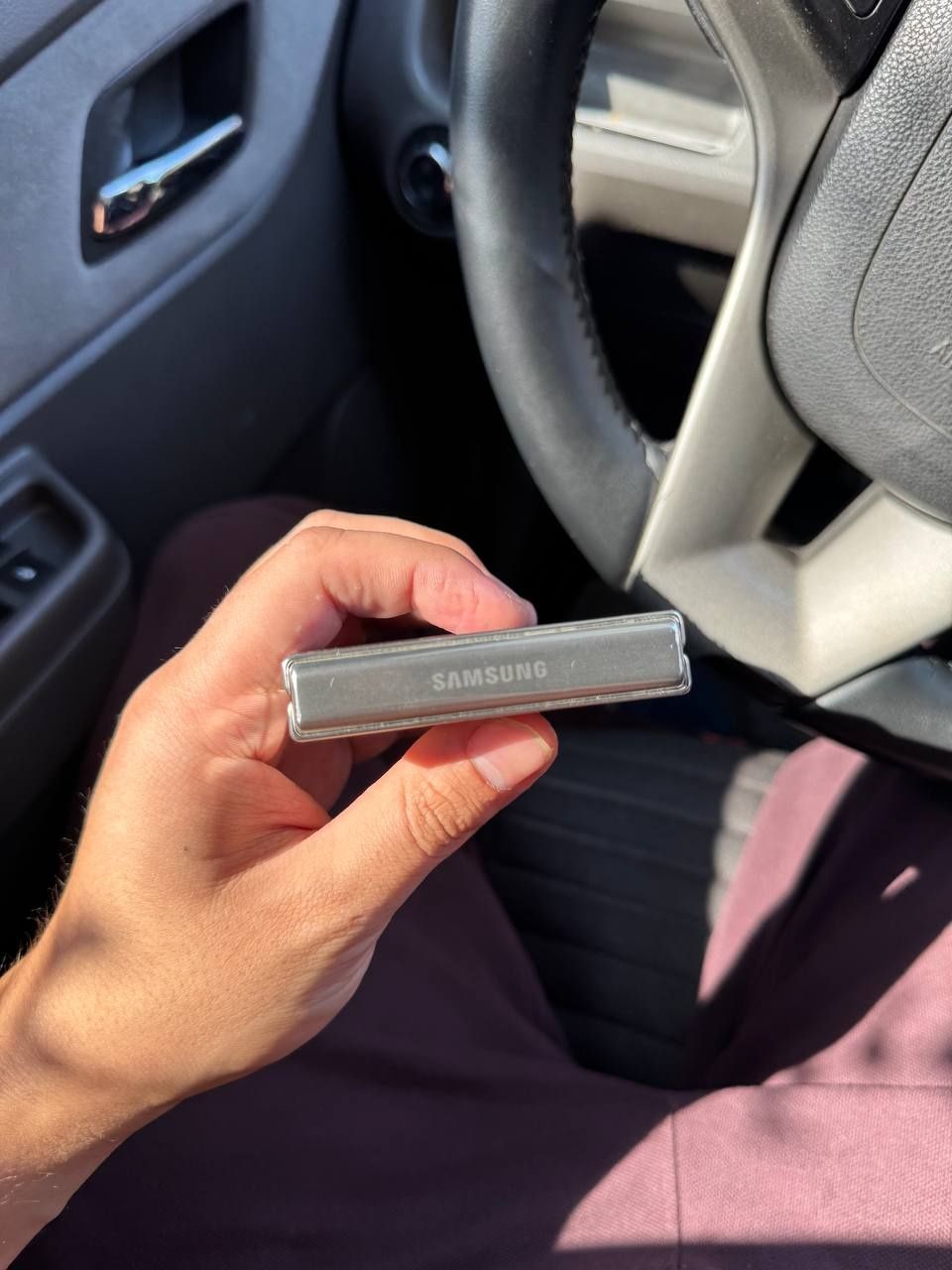 Samsung Z flip 5 8/256Gb