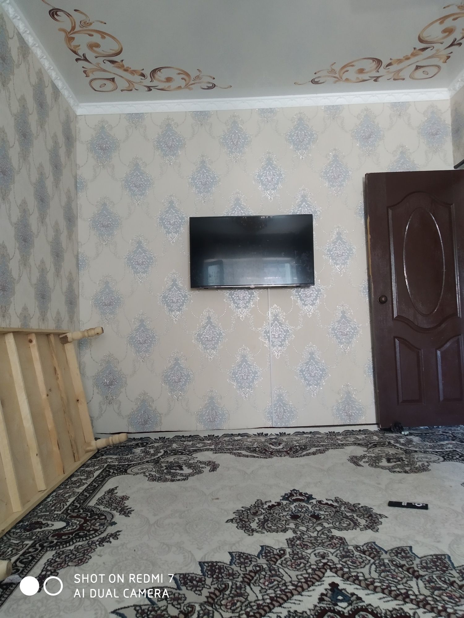 Телевизор сатаман Самсунг таза ашылмаган хамме затлары бар истеп турып