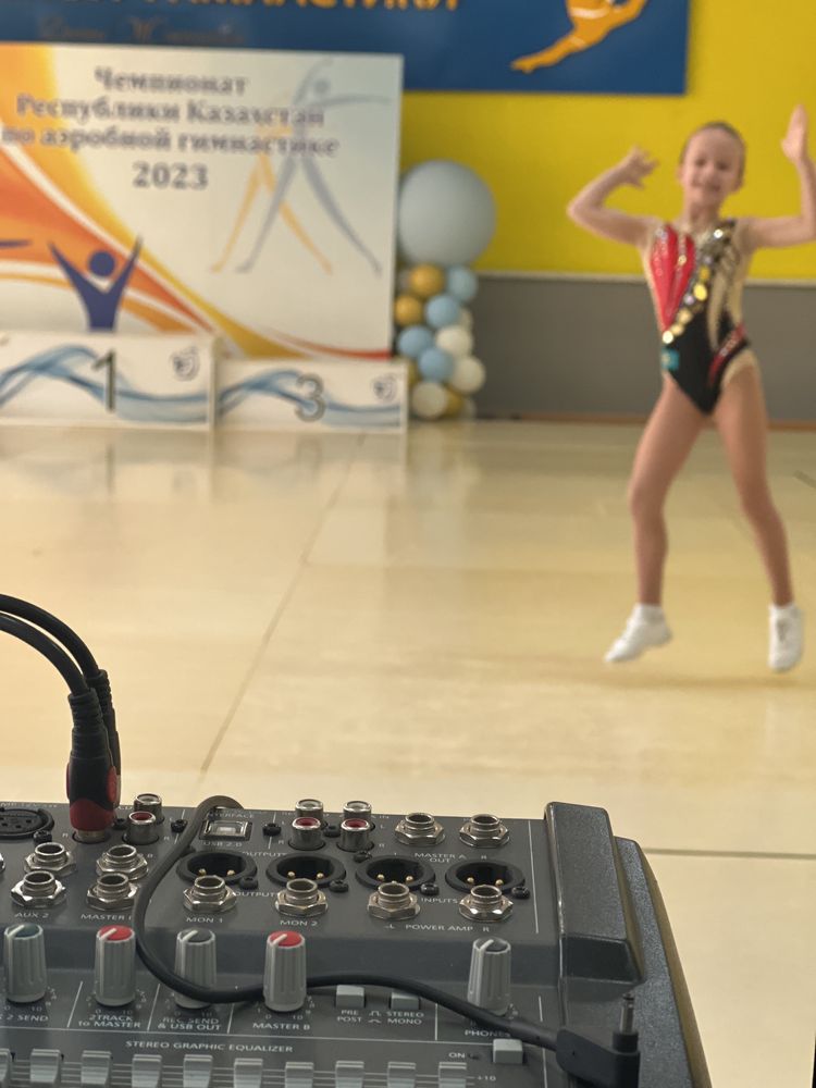 Pioneer ddj 1000 controller диджей контроллер