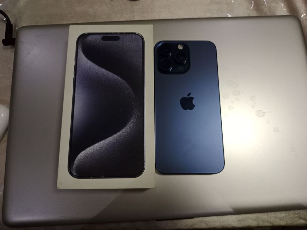 iPhone 15 pro max 256 gb