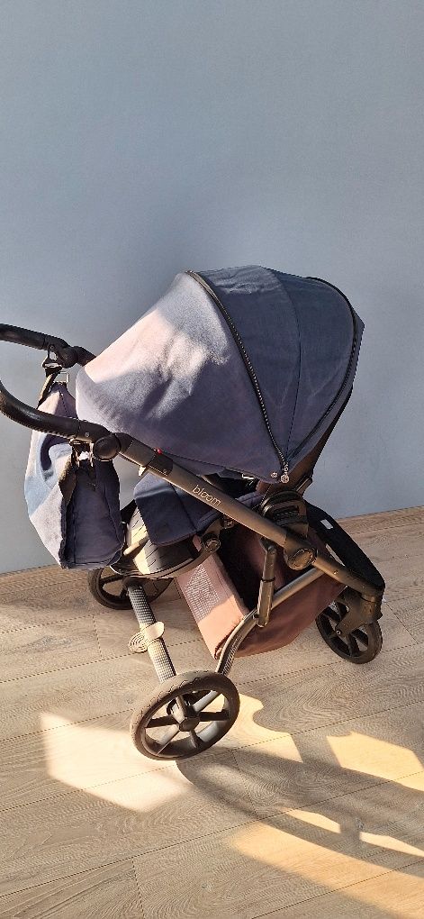 Бебешка количка BLOOM ROAN