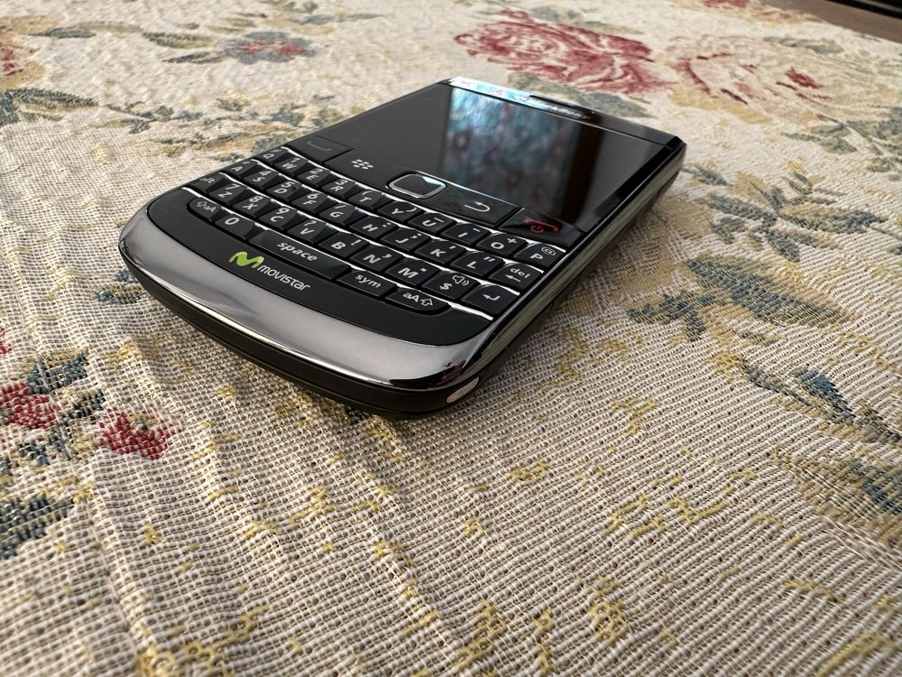 Telefon Blackberry 9700