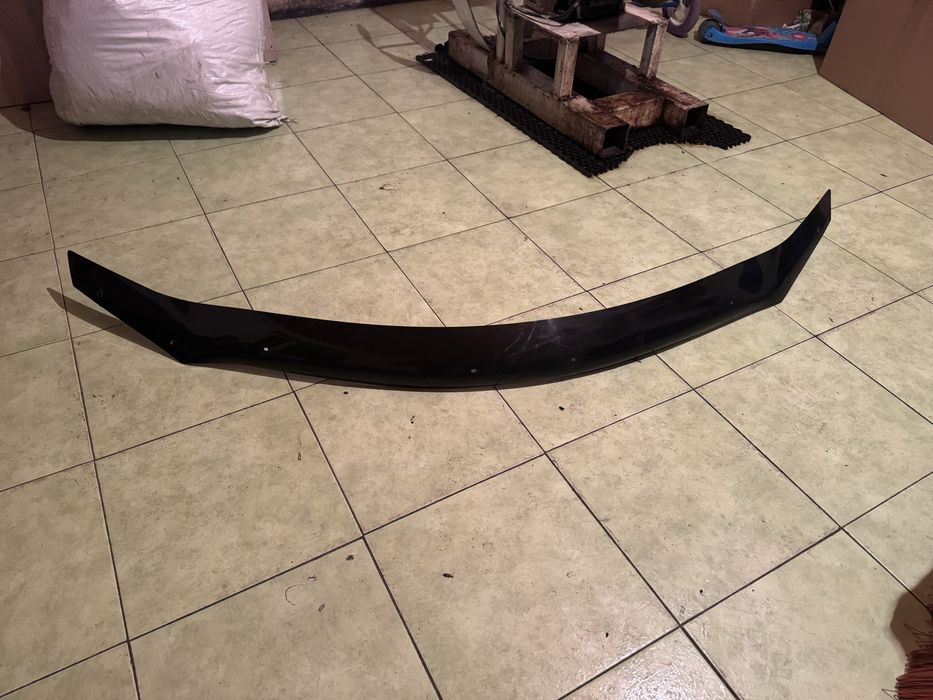 Продам мухабойку на камри 40-45