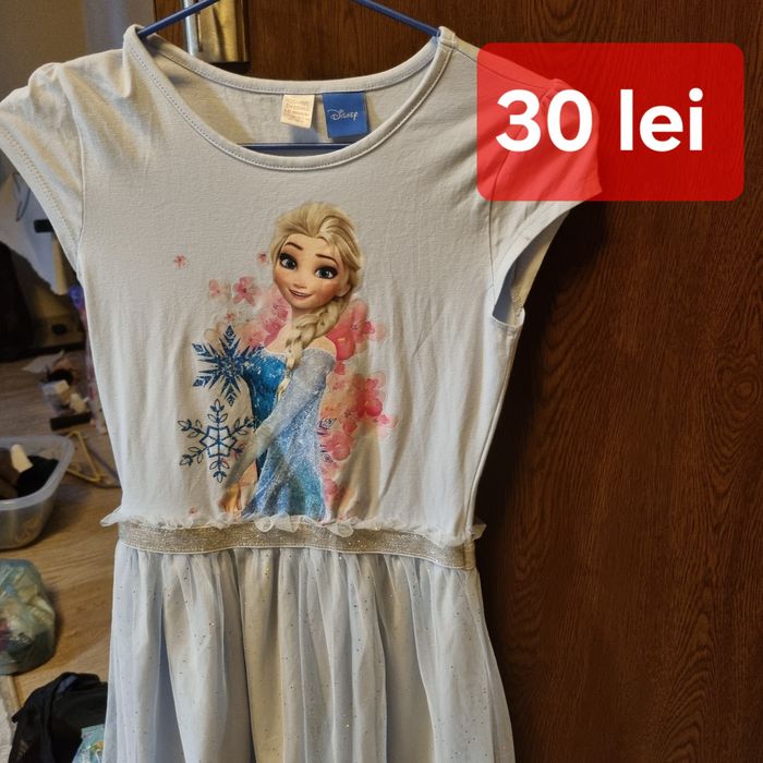 Rochiță Frozen pentru fetite de 7 ani