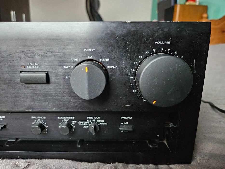 Стерео усилвател Yamaha AX-870