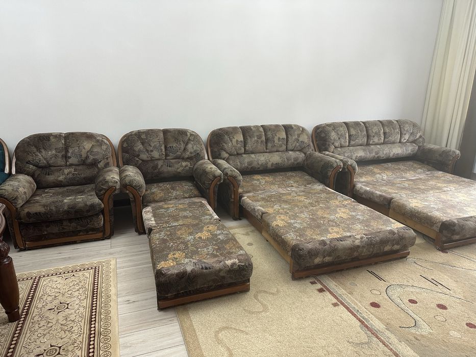 Комплект диванов