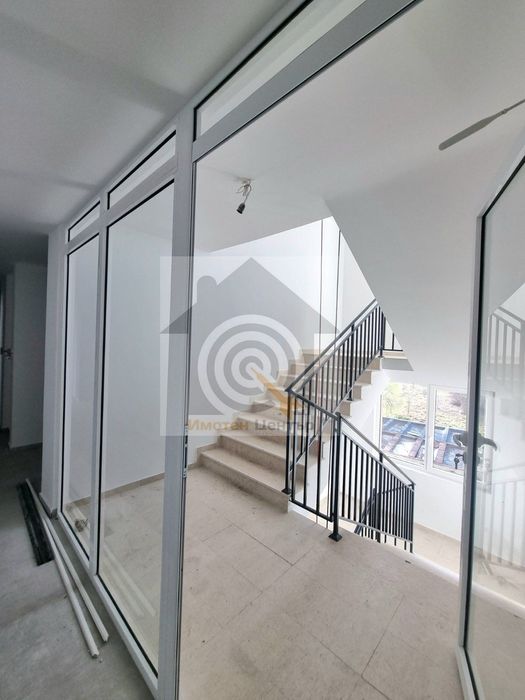 Продава се Двустаен апартамент в София, Студентски град - 61 кв.м за 2623 €/кв.м - Снимка #1