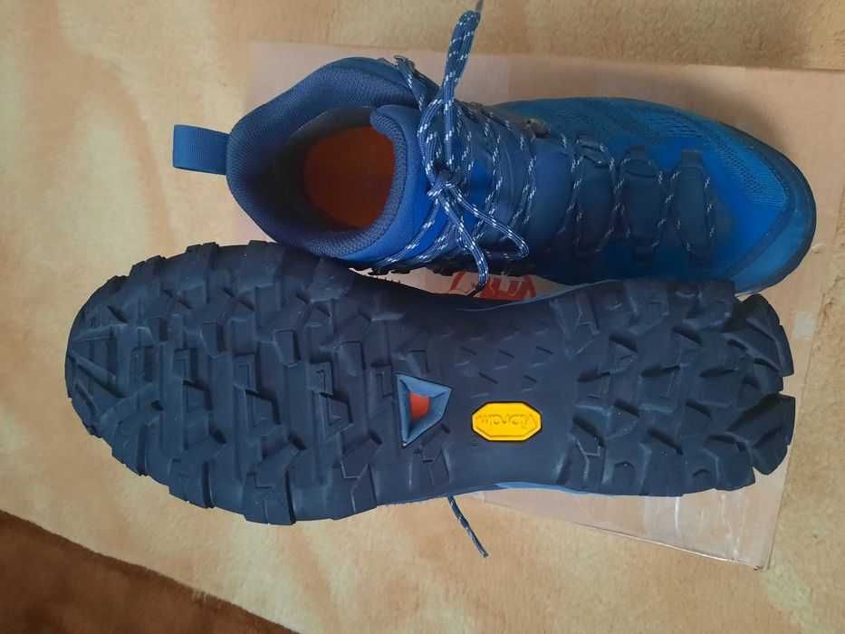 Ghete,bocanci, mammut duncan high gtx nr 43 si 1/3 (27,5 cm)