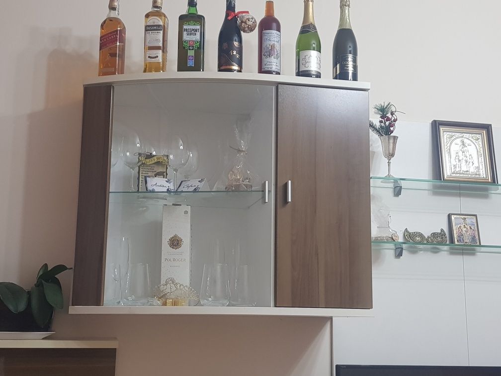 Холна      секция