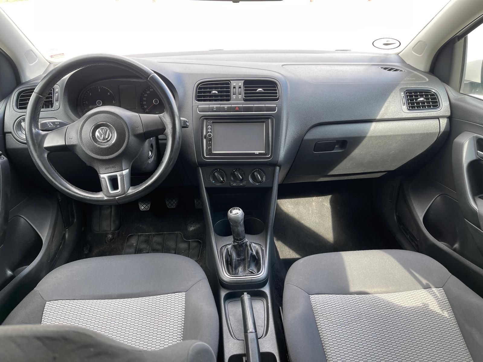 Vw polo 1,2 diesel an 2014 euro 5 Navigație/ Clima funcțională/ Jenti/