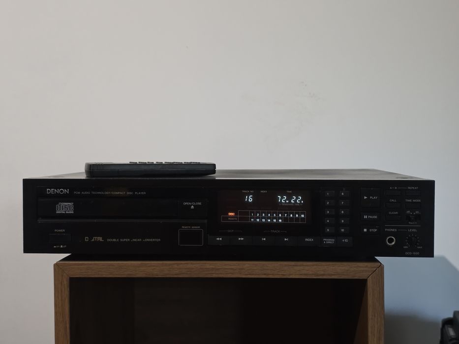 Vând Denon DCD-1500 – CD Player Vintage, Made in Japan