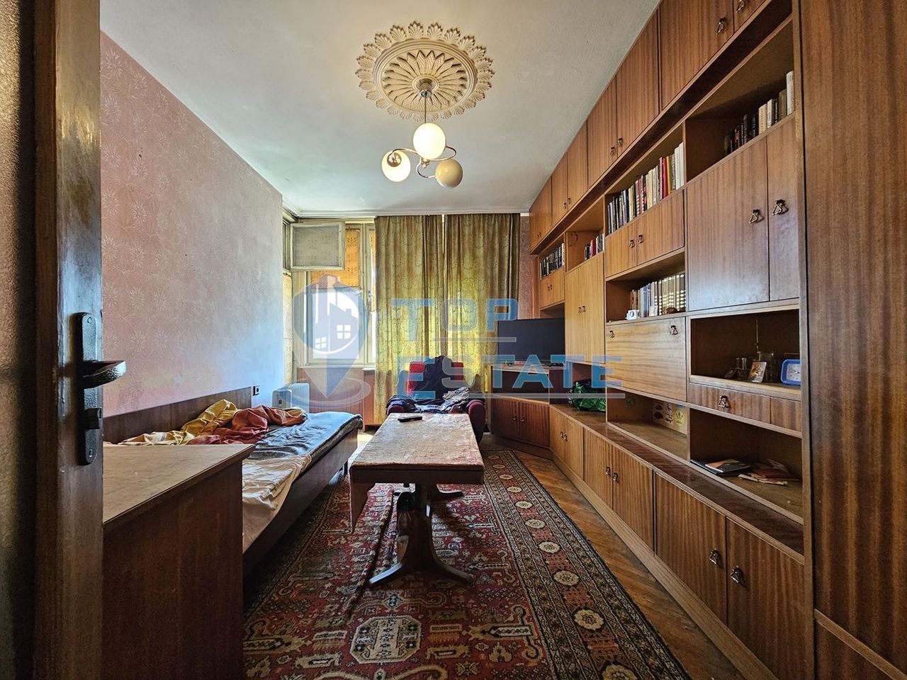 Продава се Тристаен апартамент в Велико Търново, Център - 90 кв.м за 1278 €/кв.м - Снимка #4