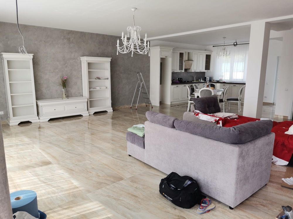 Casa de inchiriat Dragomiresti Deal, 4 bai, 4 dormitoare+living
