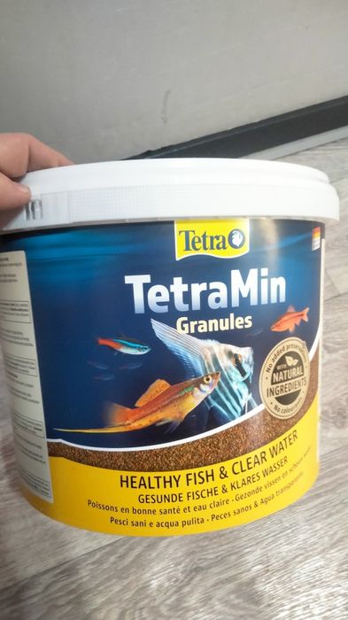 Сбалансированный корм для рыбок