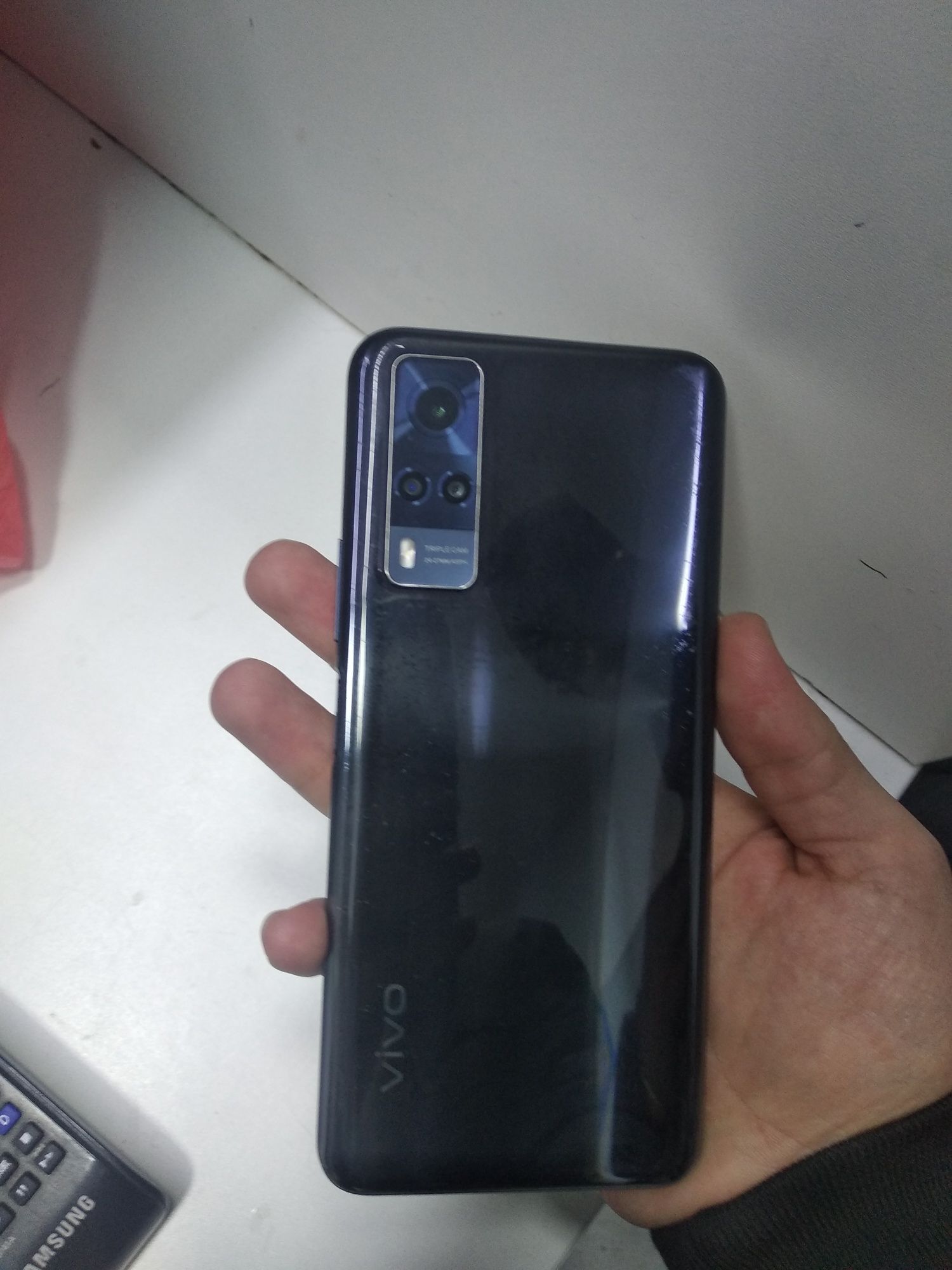 Vivo y31 4/ 128gb