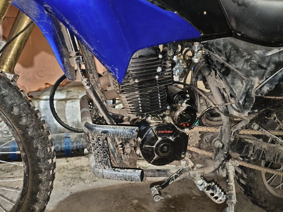 Продам двигатель zonghshen 300 6 ступка