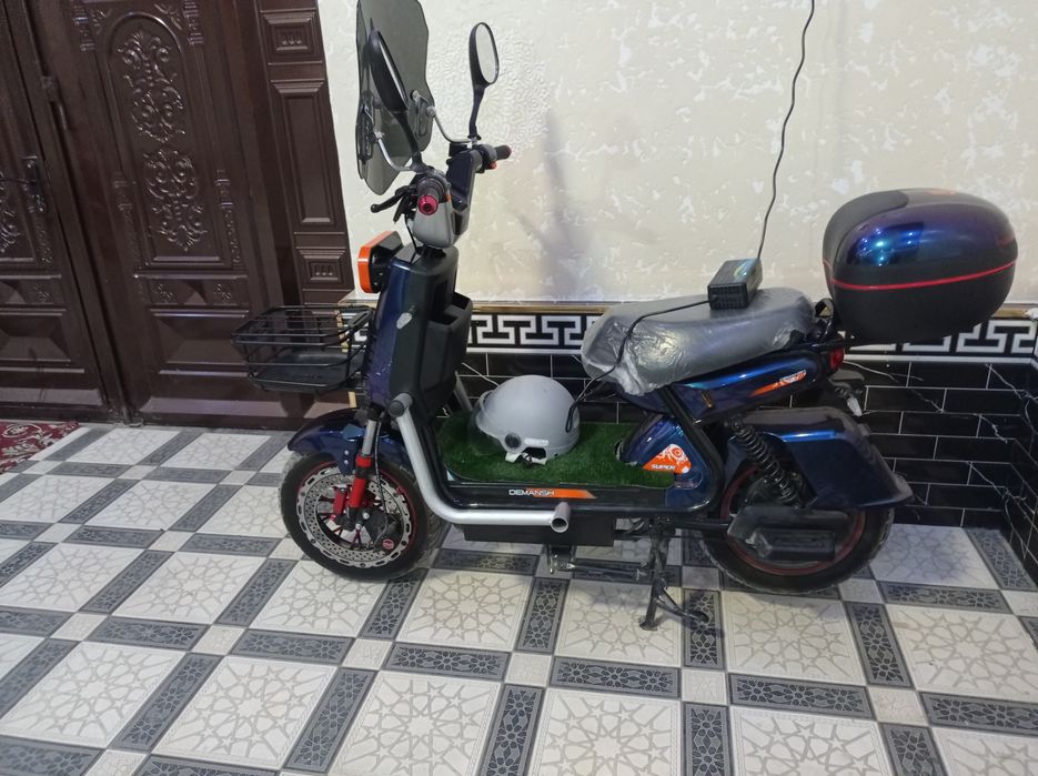 Skuter Demansh 2025