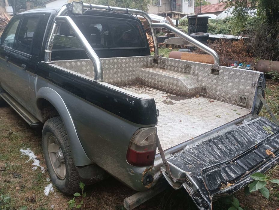 Мицубиши Л 200 2.5тд 116 коня 02 год на части