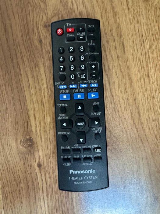 Sistem audio Panasonic 5.1, model SA-PT550, cu telecomanda