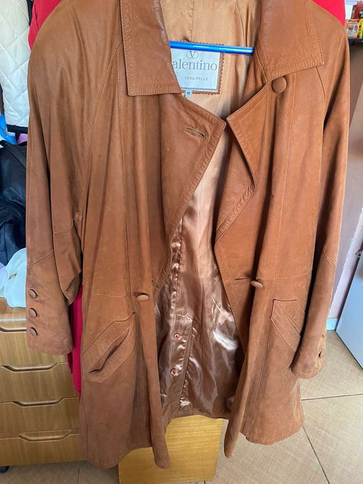 Îmbrăcăminte de piele