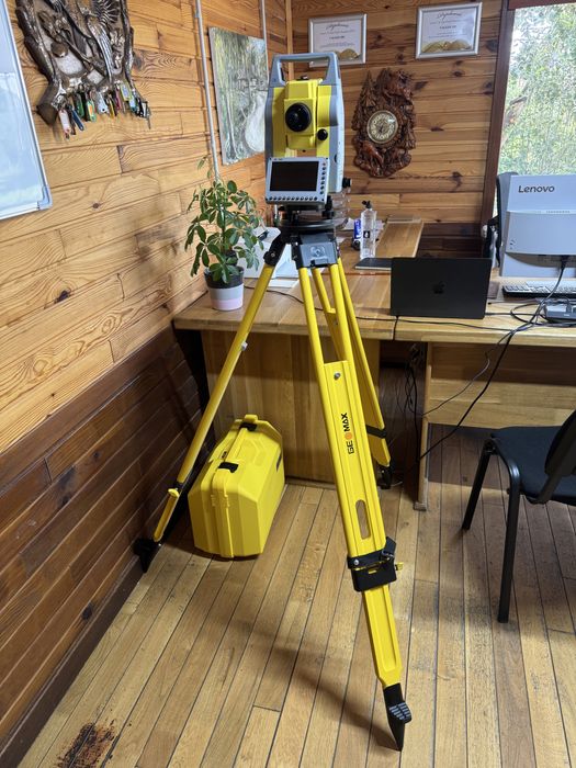 Statie totala Geomax Zoom 45 cu scanare - nou