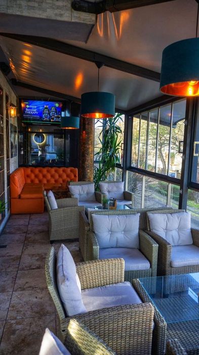 Ключ в офиса! Разработено Заведение, под наем, Център