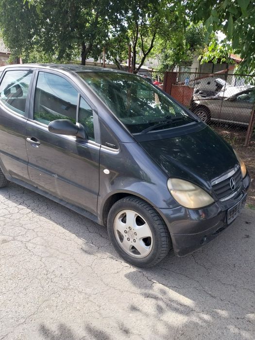 Продавам на части Мерцедес A140 W168 Mercedes Бензин