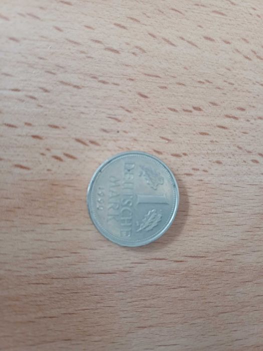 Стари монети, значки, медали