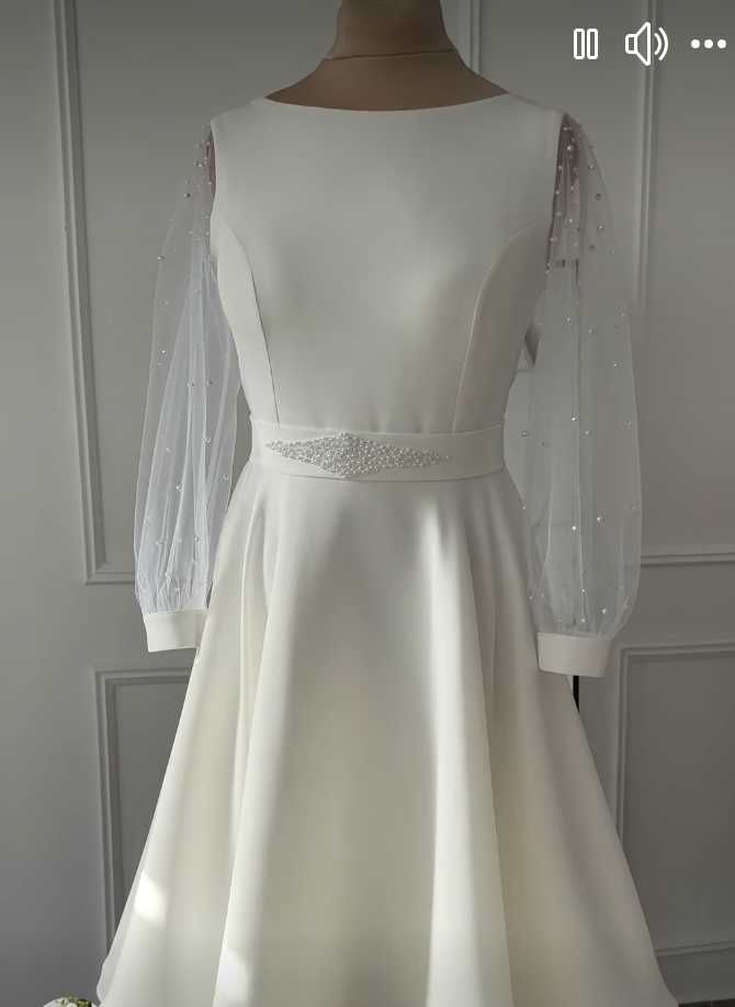 Vand rochie cununie civila eleganta, facuta la comanda