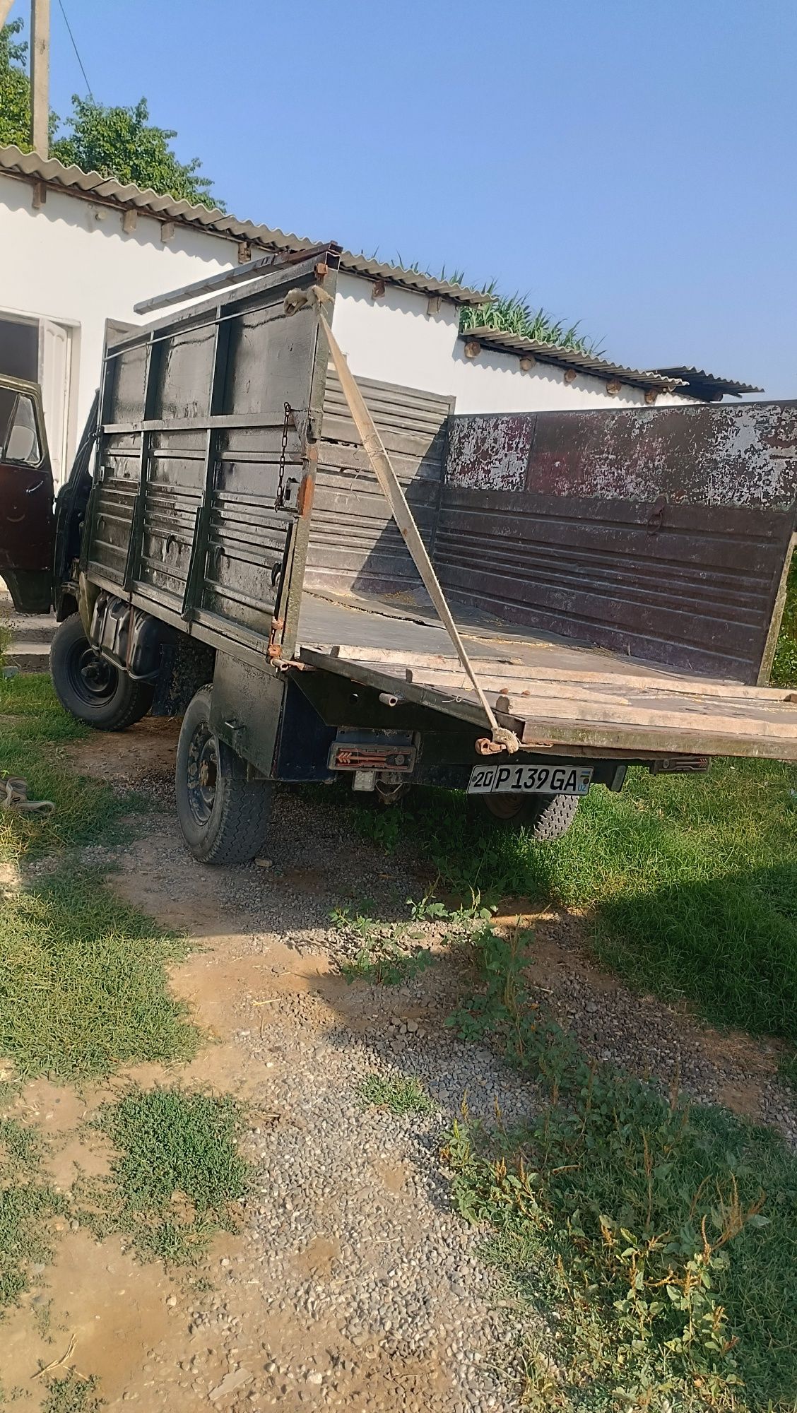 Uvazik sotiladi xolati zoʻr