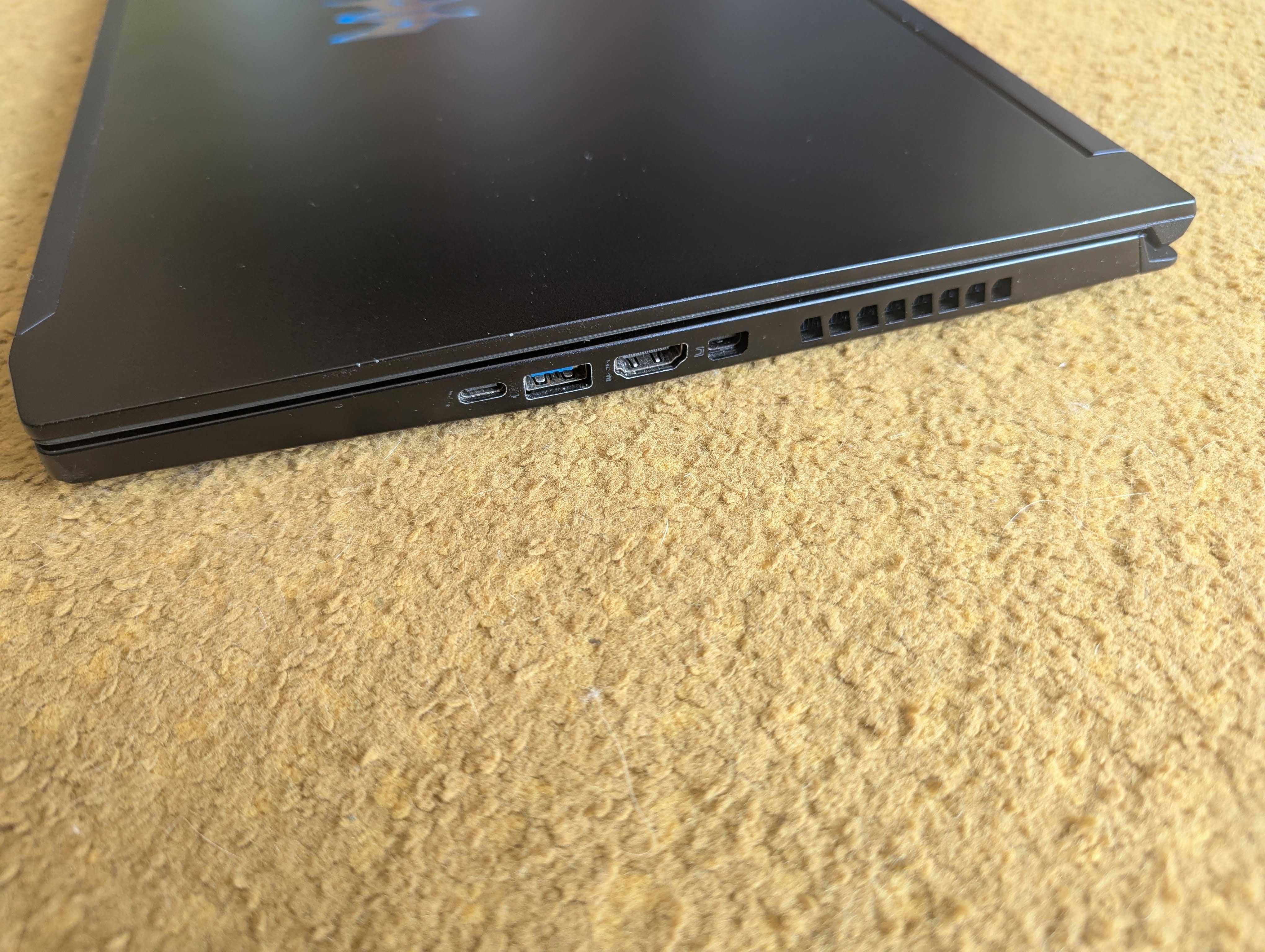 Acer Predator Triton 300 | RTX 3070 8GB (100W)| i7-11800H | 32GB | 1TB