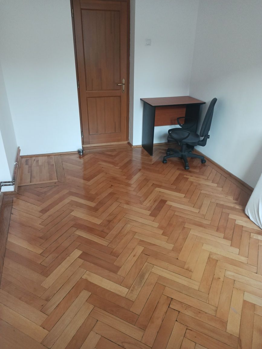 Apartament de închiriat