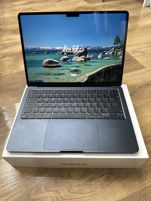 Apple MacBook Air M2 13.6” – 16GB RAM / 256GB SSD — миниатюра 1