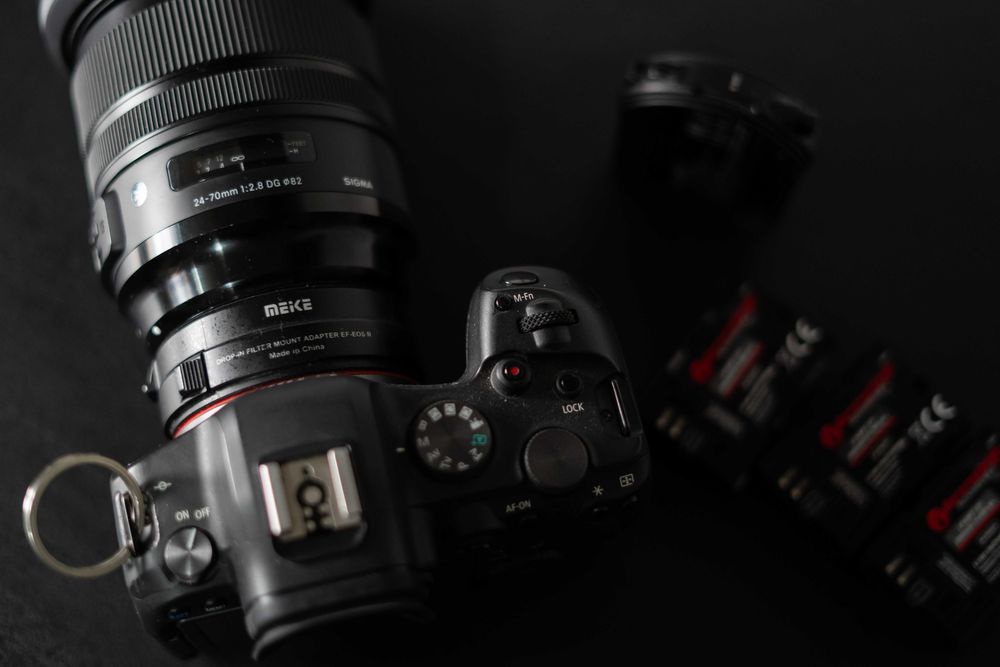 Canon R6 + Sigma 24-70 f2.8 + adaptor Meike