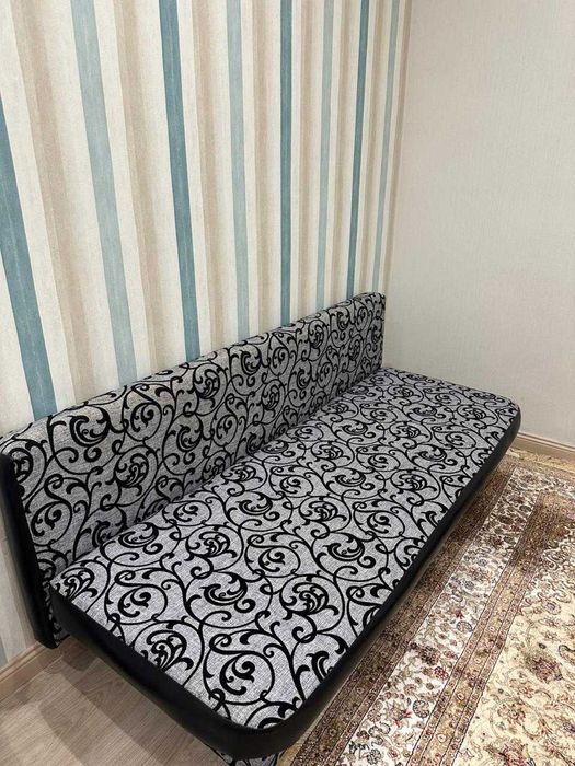 Диван-тахта, с ящиком