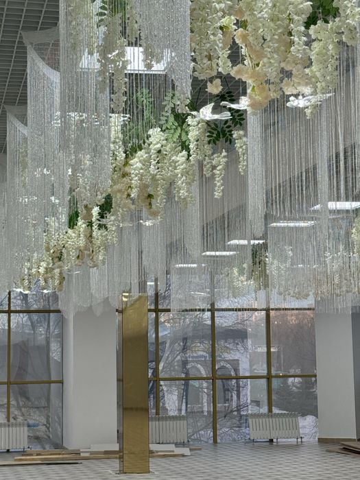 цветы и нити кисея для оформления