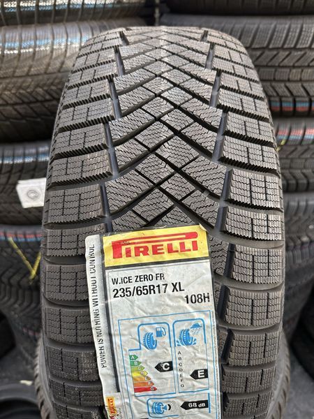235/65/17 PIRELLI 4бр