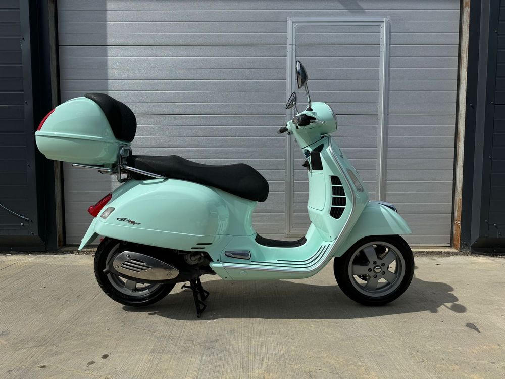 Funmoto piaggio vespa gts 125 permis B