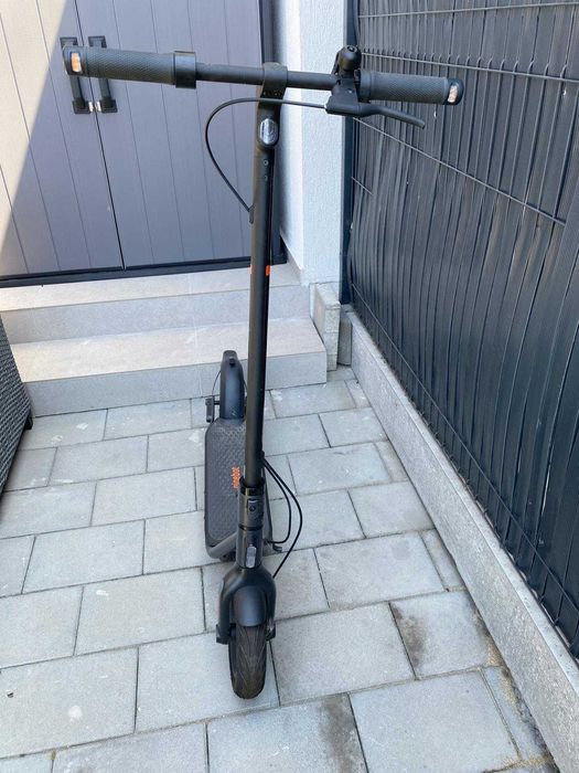 Trotineta Electrica Ninebot F2 KickScooter