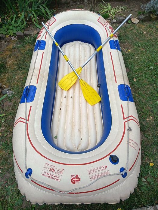 Barcă gonflabilă
