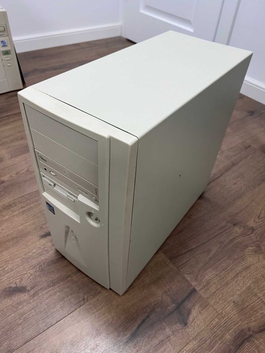 PC Retro Pentium II 450 Voodoo 2 SLI