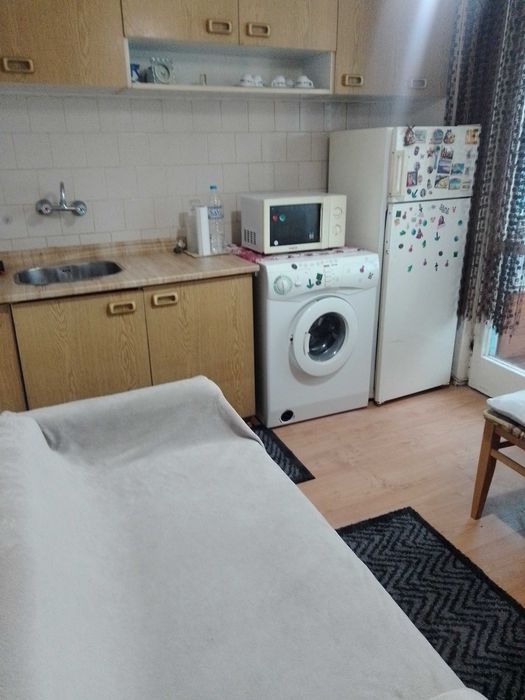 Дава се под наем Тристаен апартамент в Плевен, Дружба 1 - 80 кв.м за 306 € - Снимка #9