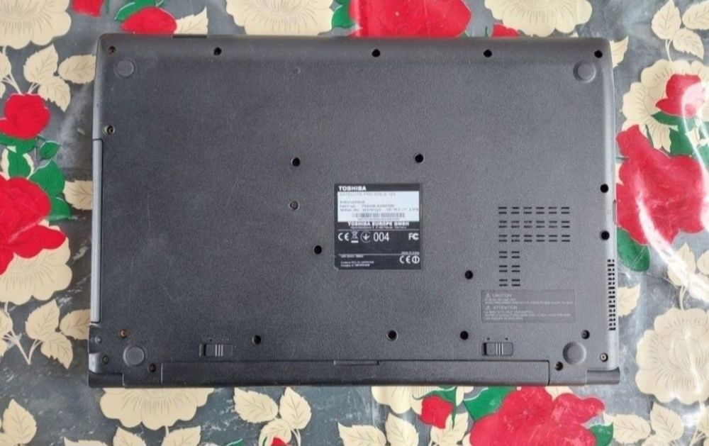 Laptop Toshiba Satelite i5